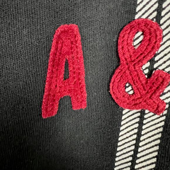 Abercrombie & Fitch Women Large Mock Neck Sweatshirt Black White Red Velvet Logo - Picture 5 of 7